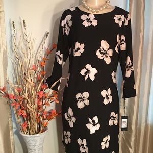 NWT Welcome Fall  in this lovely dress Sz 10